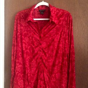 Layne Bryant Wmn's 18/20 Ruched front blouse